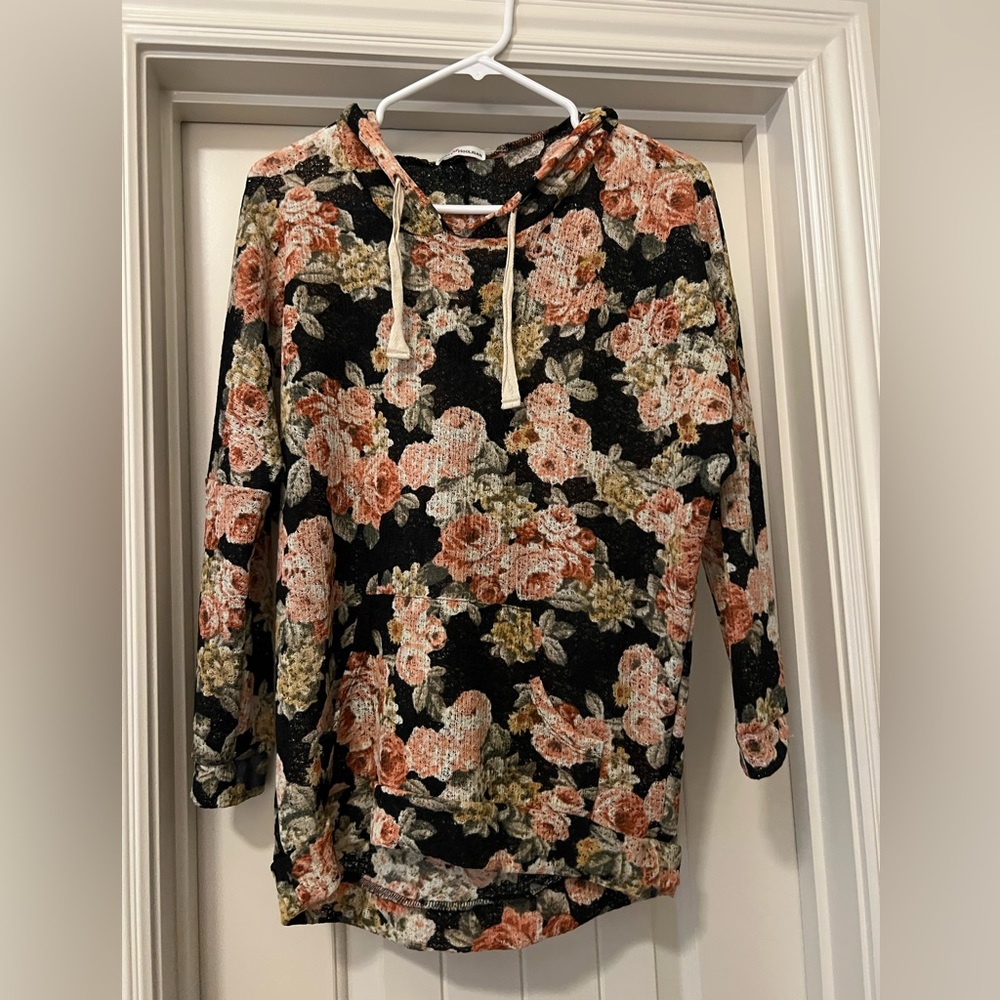 Hooded black floral top